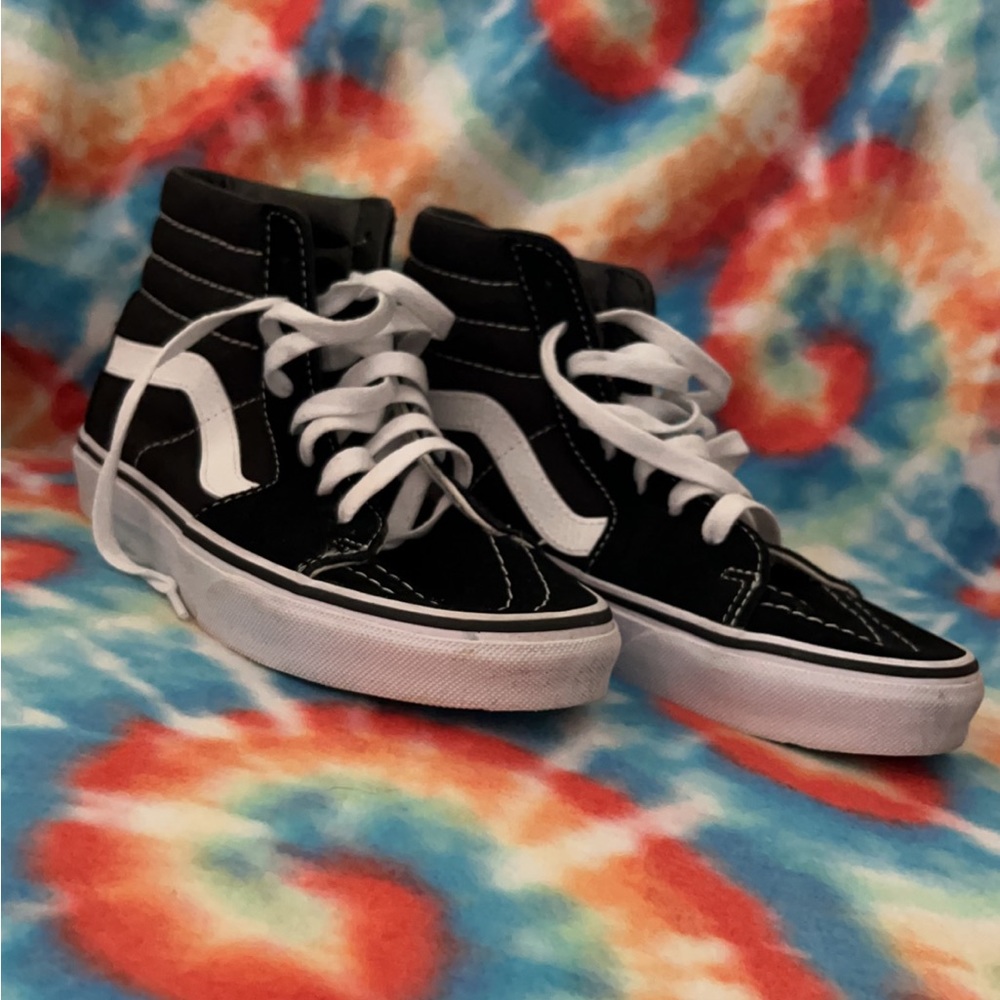 Only worn once didn’t fit selling them for $80